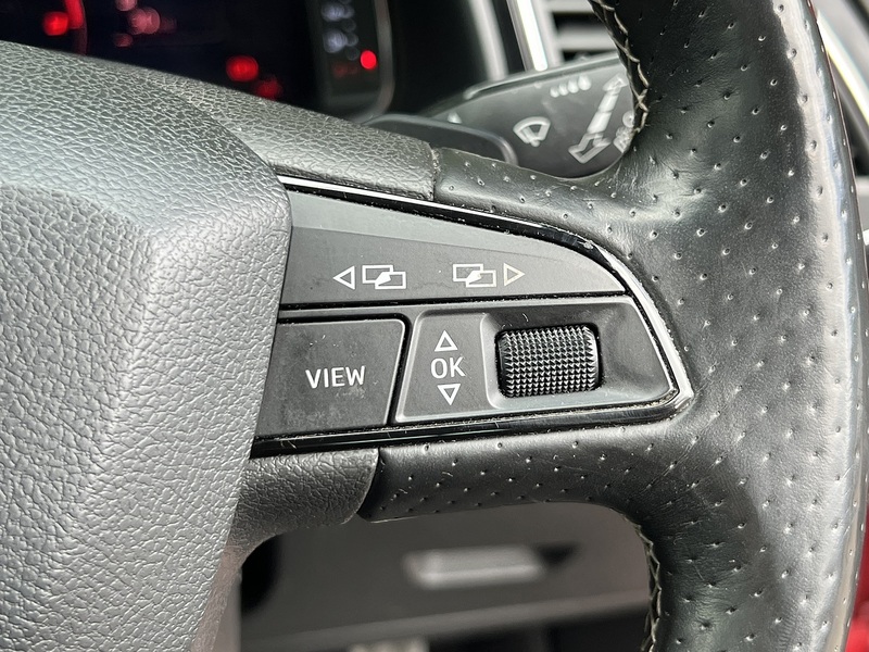SEAT Leon TSI Cupra 300 - U12407