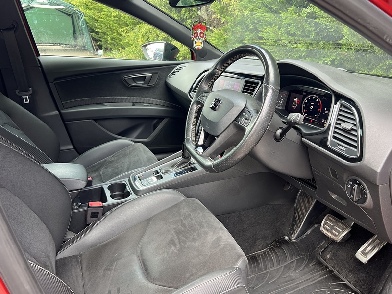 SEAT Leon TSI Cupra 300 - U12407