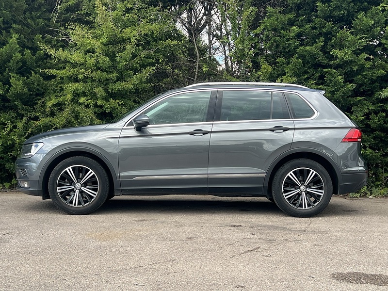 Volkswagen Tiguan TSI SE - U12408