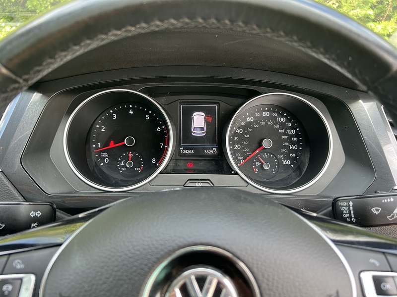 Volkswagen Tiguan TSI SE - U12408