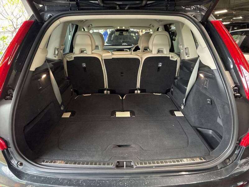 Volvo Xc90 T5 Momentum Awd - U12411