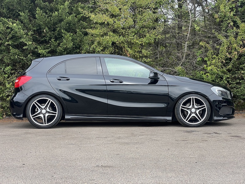 Mercedes-Benz A-Class A200 Amg Night Edition - U12412