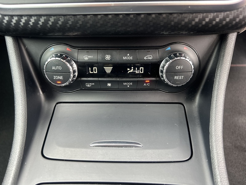 Mercedes-Benz A-Class A200 Amg Night Edition - U12412