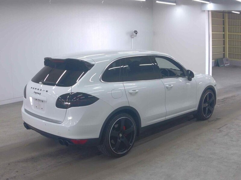Porsche Cayenne S - U12414