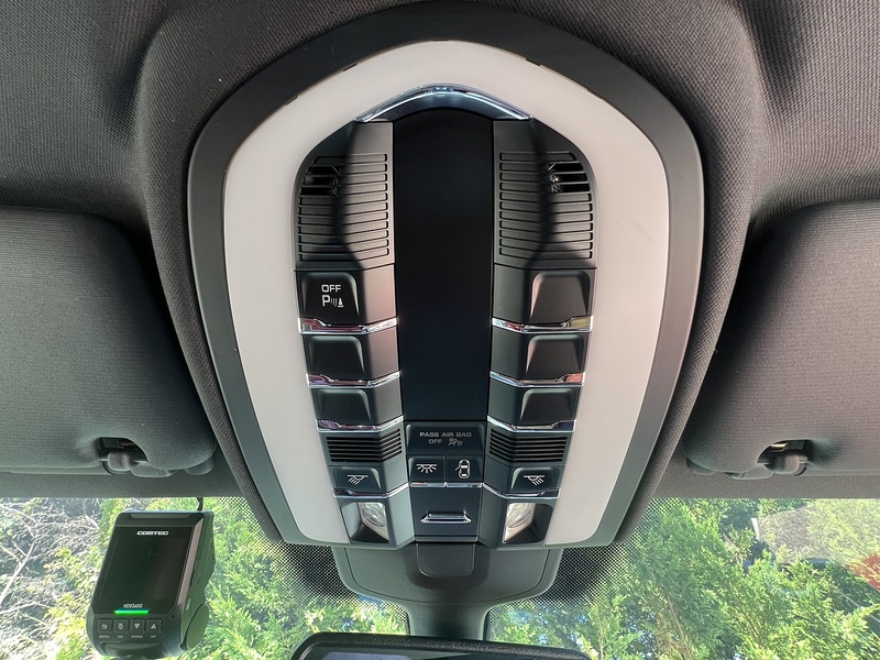 Porsche Cayenne S - U12414