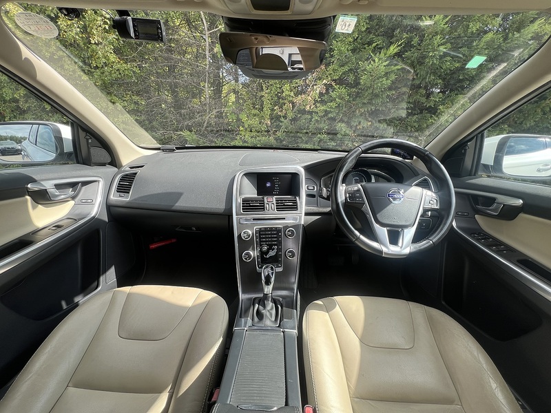 Volvo Xc60 D4 Se Lux Nav Awd - U12416