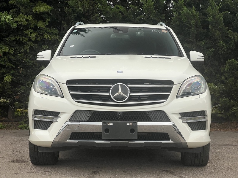 Mercedes-Benz MClass ML350 - U12417