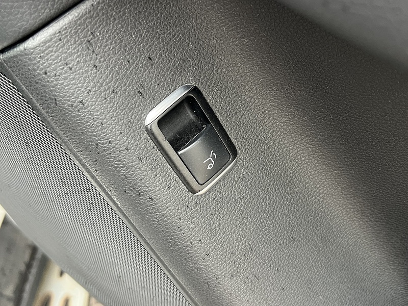 Mercedes-Benz MClass ML350 - U12417