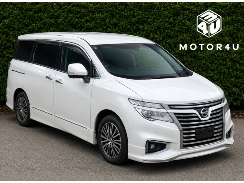 Nissan ELGRAND 250 HighwayStar - U12418