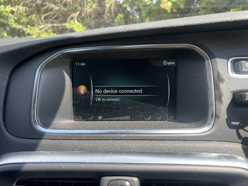 Volvo V40 T3 Momentum - U12422