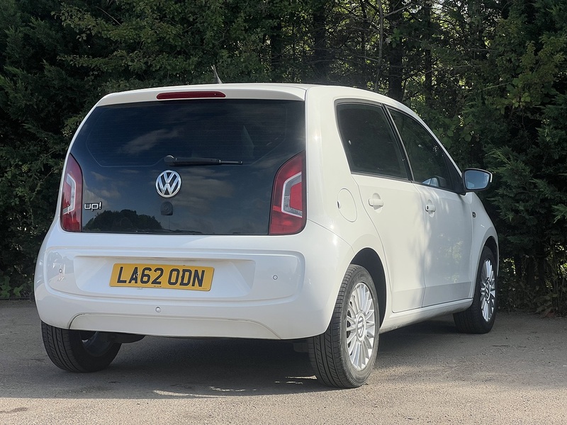 Volkswagen Up!  - U12423