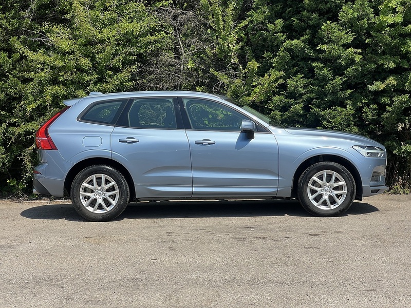 Volvo XC60 D4 Momentum - U12424