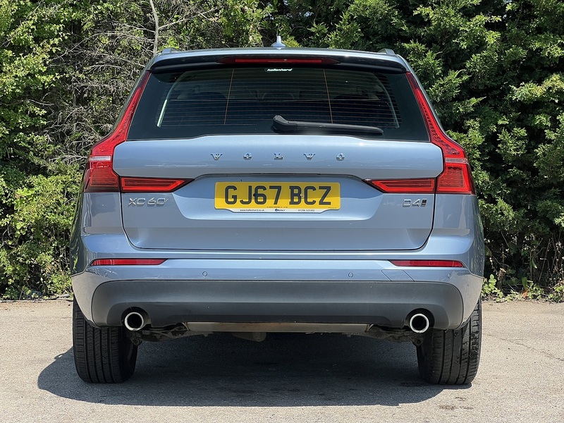 Volvo XC60 D4 Momentum - U12424