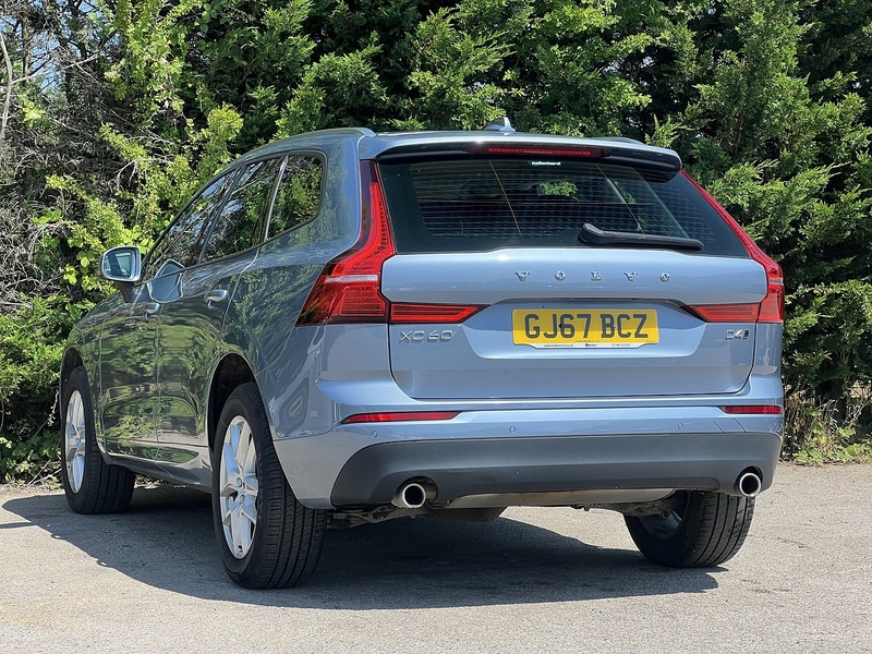 Volvo XC60 D4 Momentum - U12424