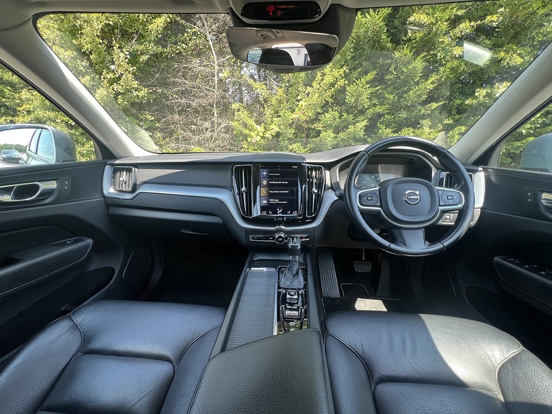 Volvo XC60 D4 Momentum - U12424