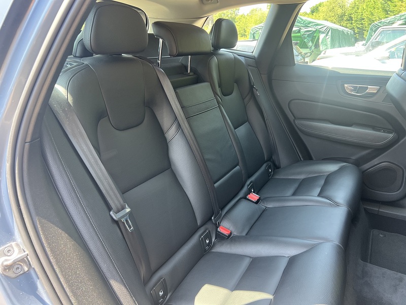 Volvo XC60 D4 Momentum - U12424