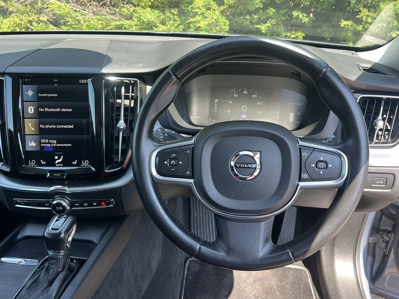 Volvo XC60 D4 Momentum - U12424