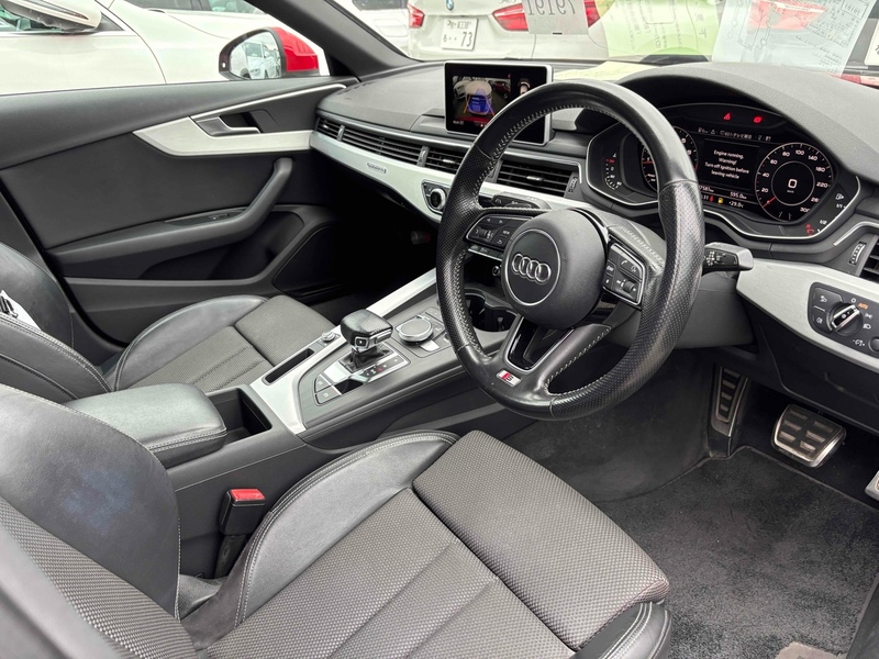 Audi A4 Quattro S Line - U12429
