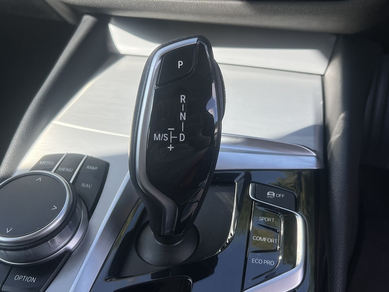 BMW 5 Series 530e SE - U12433