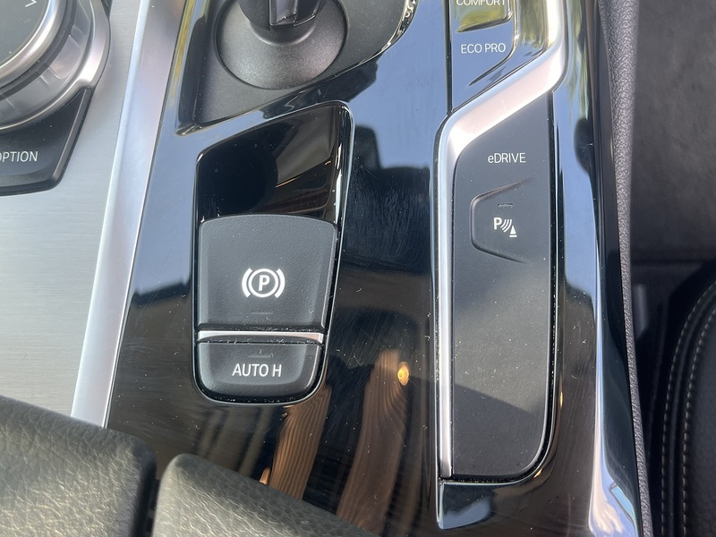 BMW 5 Series 530e SE - U12433
