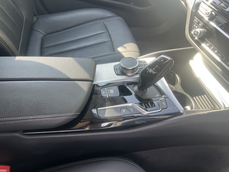 BMW 5 Series 530e SE - U12433