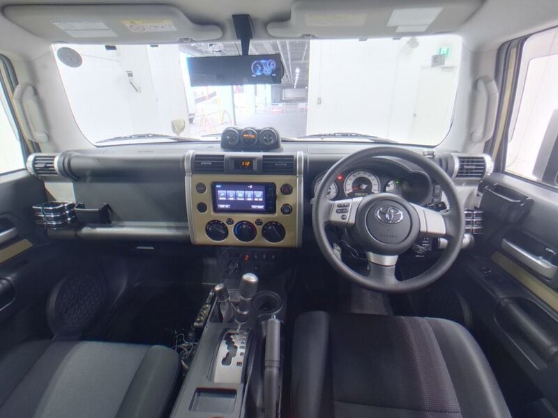 Toyota FJ Cruiser Base Grade - U12435