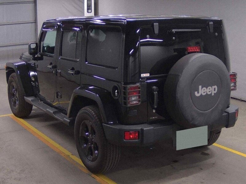 Jeep Wrangler Unlimited Sahara - U12436