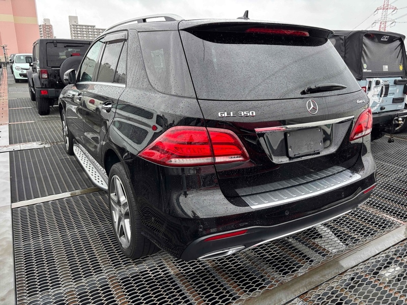 Mercedes-Benz Gle-Class Gle 350 D 4Matic Amg Line - U12437