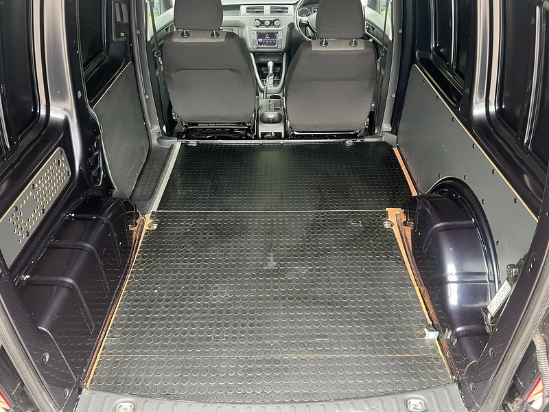 Volkswagen Caddy TSI C20 BlueMotion Tech Highline - U12441