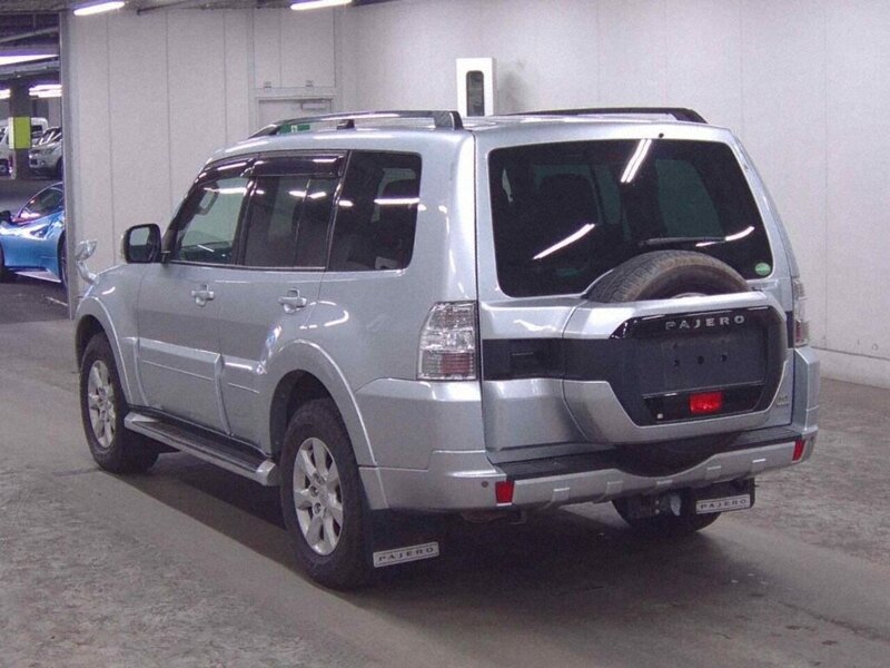 Mitsubishi Pajero Long Exceed - U12442