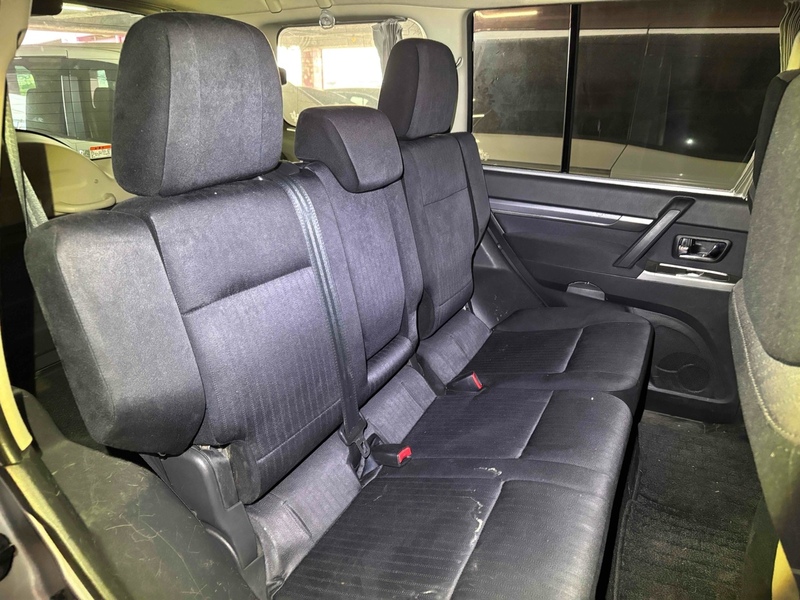 Mitsubishi Pajero Long Exceed - U12442