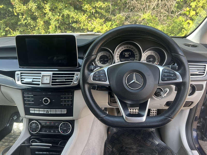 Mercedes-Benz CLS CLS220d AMG Line - U12446