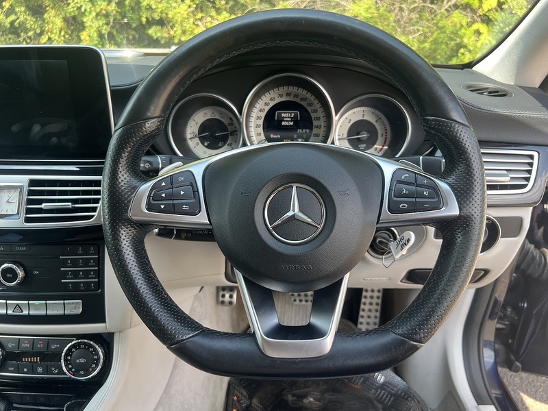 Mercedes-Benz CLS CLS220d AMG Line - U12446