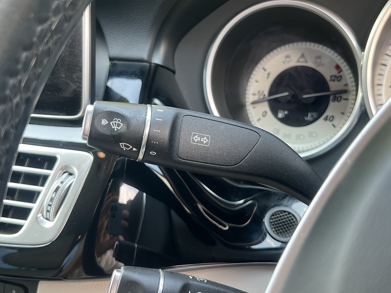 Mercedes-Benz CLS CLS220d AMG Line - U12446