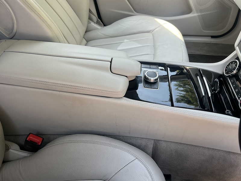 Mercedes-Benz CLS CLS220d AMG Line - U12446