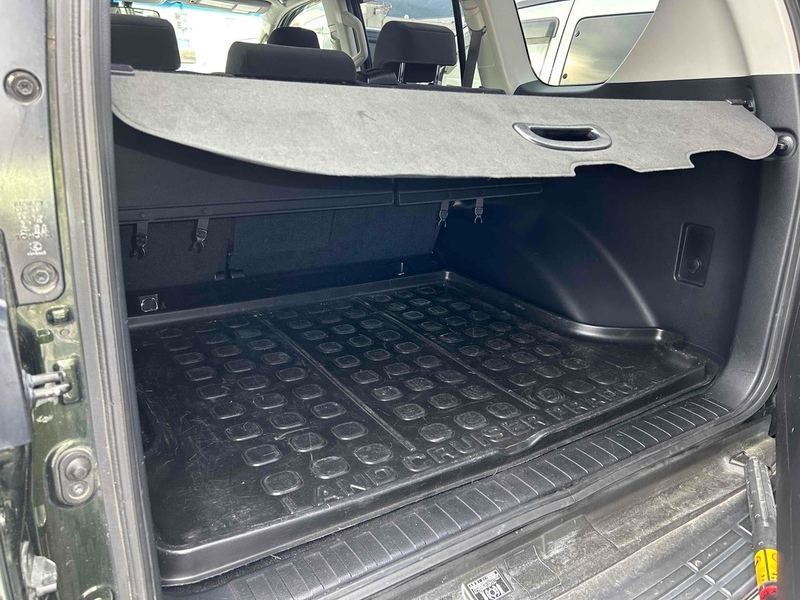 Toyota Land Cruiser Prado TX - U12449