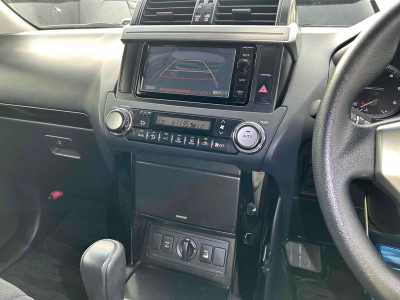 Toyota Land Cruiser Prado TX - U12449