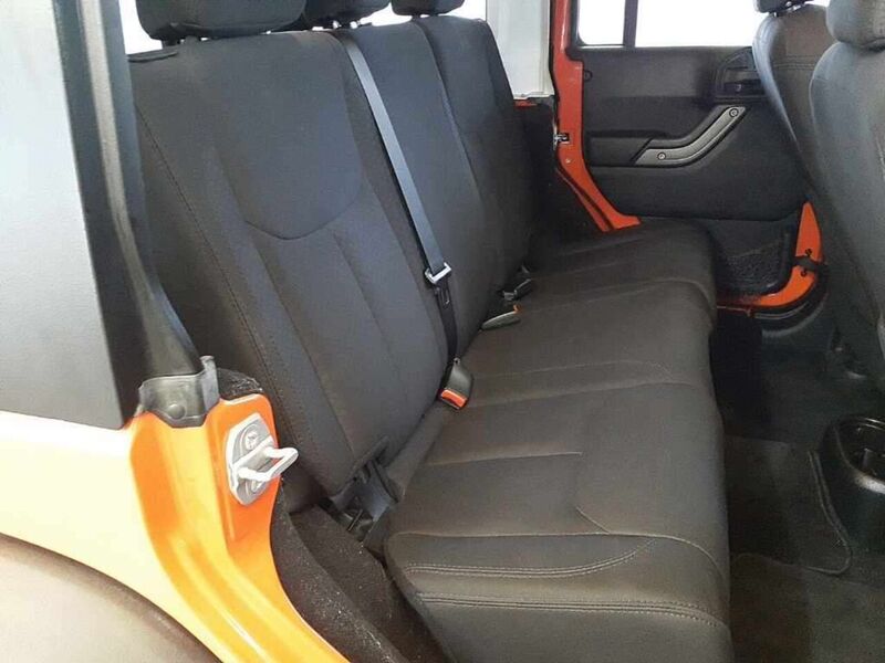 Jeep Wrangler Unlimited Sport - U12450