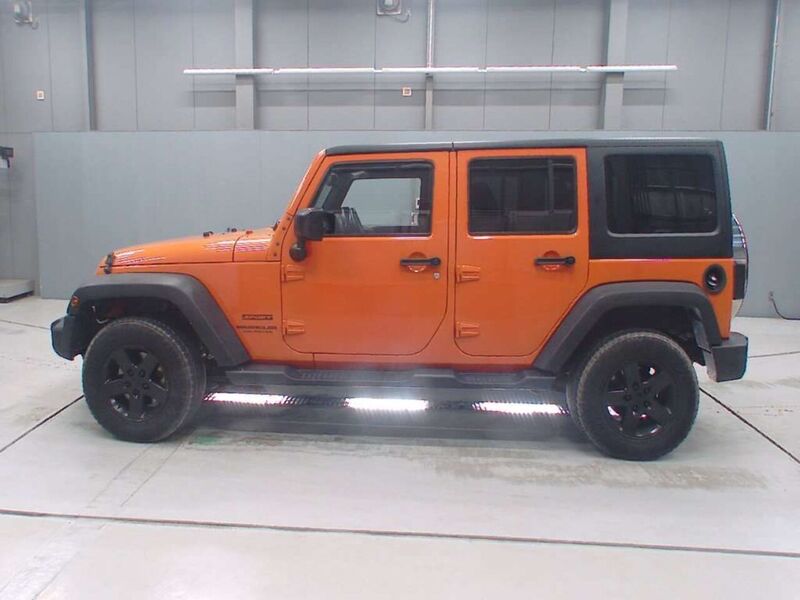 Jeep Wrangler Unlimited Sport - U12450