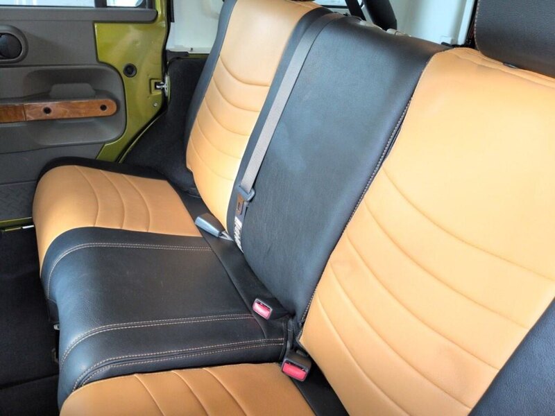 Jeep Wrangler Sahara Unlimited - U12454