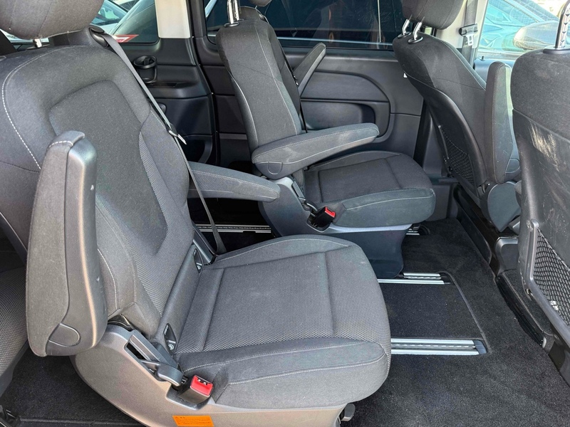 Mercedes-Benz V-Class V220 D Sport - U12464