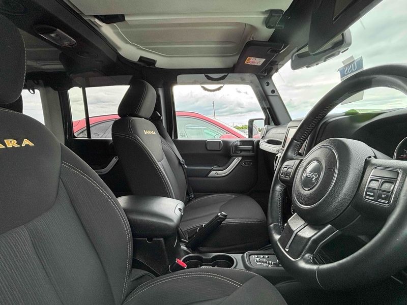 Jeep Wrangler Sahara Unlimited - U12467