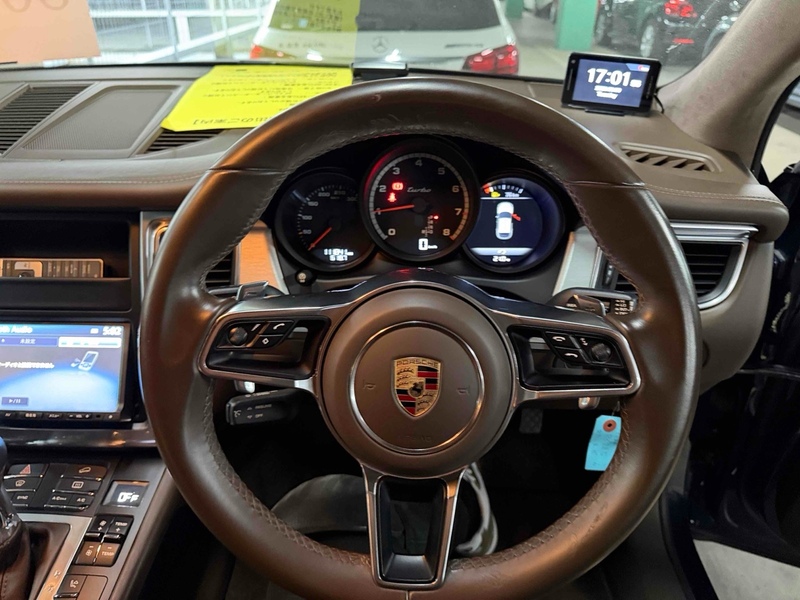 Porsche Macan Turbo Pdk - U12471