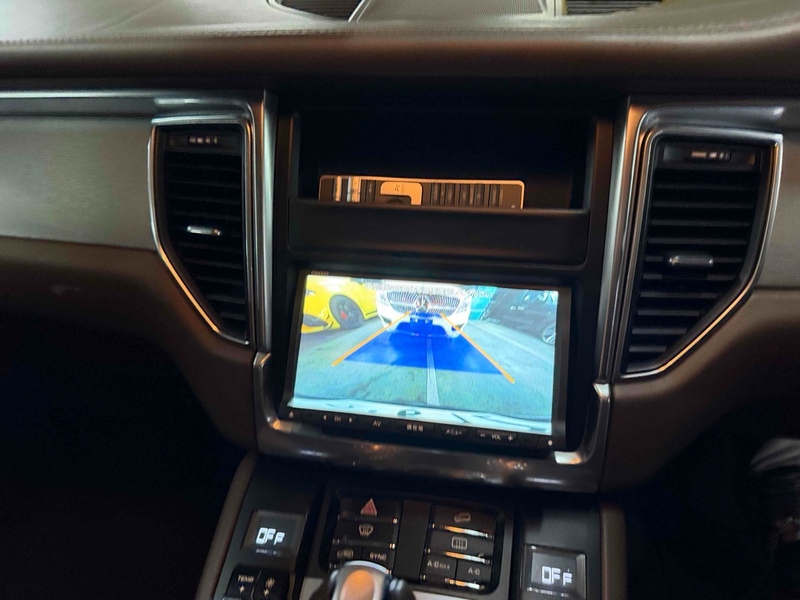 Porsche Macan Turbo Pdk - U12471