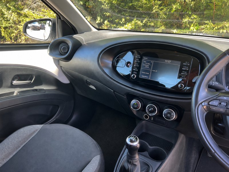 Toyota Aygo X VVT-i Pure - U12475