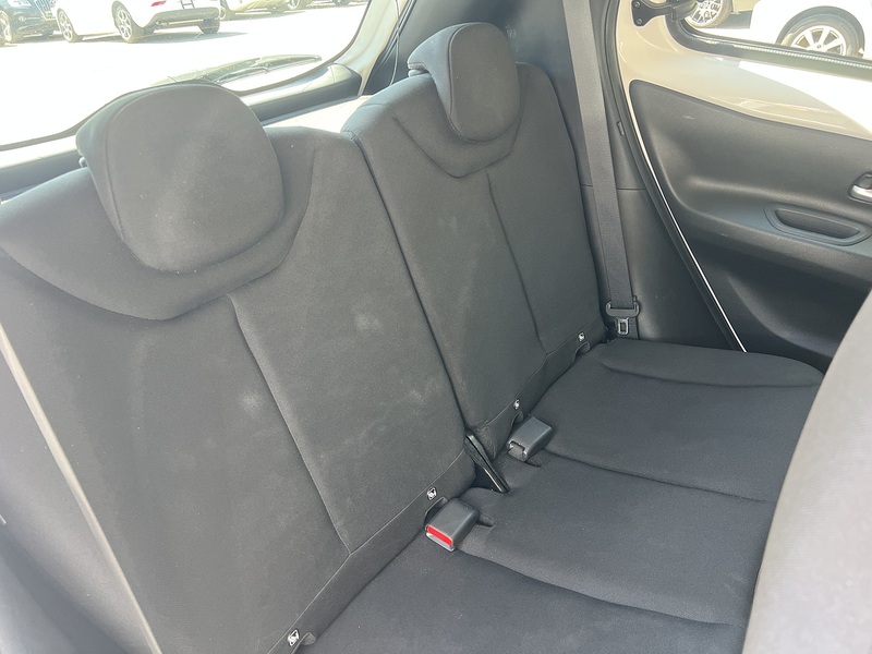 Toyota Aygo X VVT-i Pure - U12475