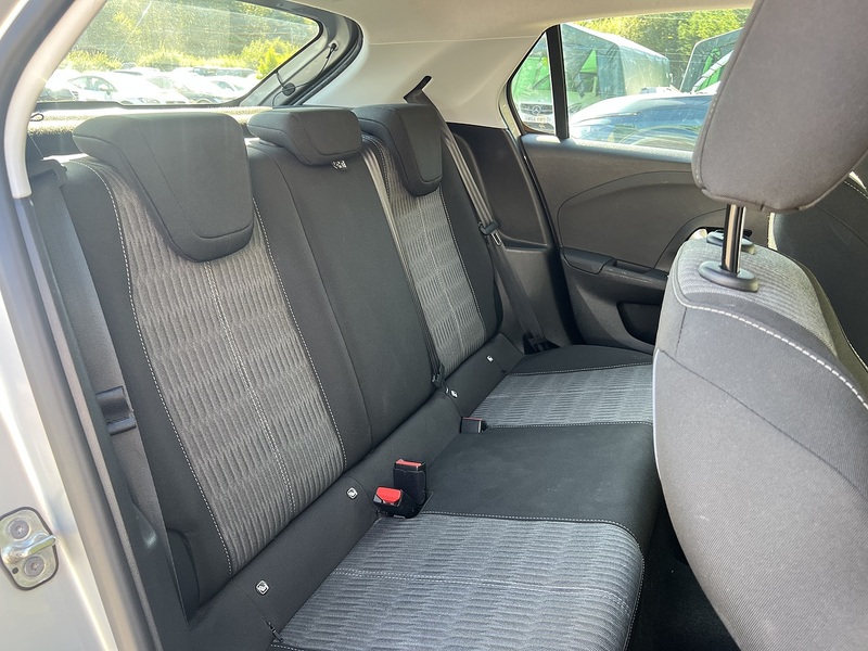 Vauxhall Corsa SE Edition - U12476