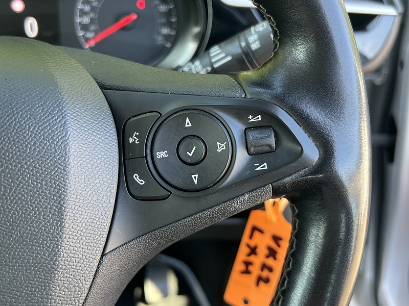 Vauxhall Corsa SE Edition - U12476