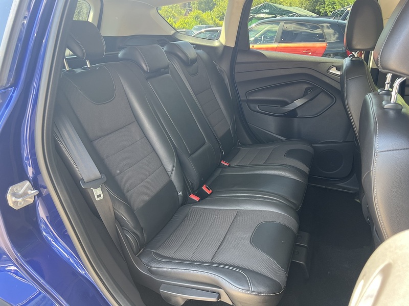 Ford Kuga TDCi Titanium - U12478