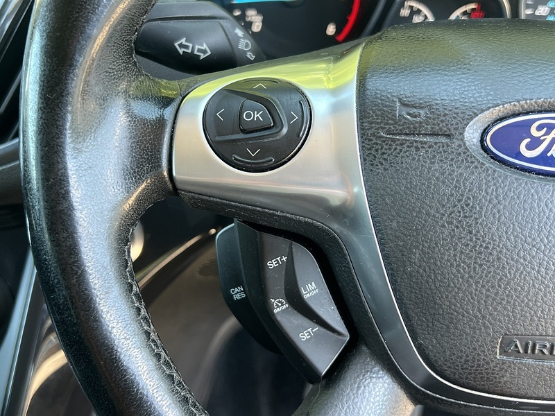 Ford Kuga TDCi Titanium - U12478